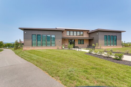 Frederick Townhome w/ Balcony, Close to Parks!