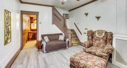 Playroom & Fenced Yard: Mt Carmel Family Home!