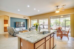 House (3 Bedrooms) | Interior - Spacious Home in Saddlebrooke 55-plus Community! (Saddlebrooke)