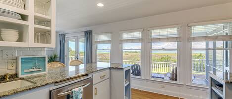 House (4 Bedrooms) | Front of property