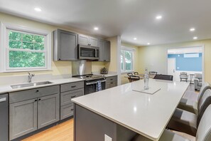 Interior - Kennebunk Getaway w/ Deck < 3 Mi to Beaches! (Kennebunk)