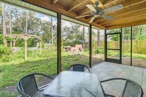 House (3 Bedrooms) | Interior - New Port Richey Home w/ Charcoal Grill Near Hiking (New Port Richey)