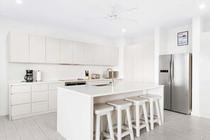 Villa, 3 Bedrooms | Private kitchen | Fridge, oven, coffee/tea maker, toaster - Westmoreland Hills - Whitehaven by Blue Sky Luxury (Holetown)