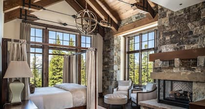 7 Renegade Rd 6 Bedroom Home by Moonlight Basin Lodging