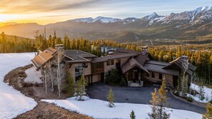 Exterior - 7 Renegade Rd 6 Bedroom Home by Moonlight Basin Lodging (Big Sky)