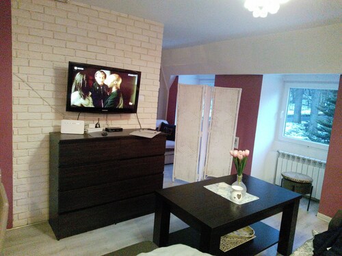 Beautiful, Quite and Modern Flat, Near the Nature and Railway Station