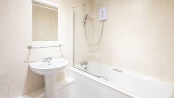 Apartment | 2 bedrooms, iron/ironing board