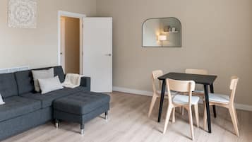 House | 1 bedroom, iron/ironing board
