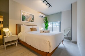 1 bedroom, Internet - w Majestic 1BR w Fantastic Deco in Casco View (Panama City)