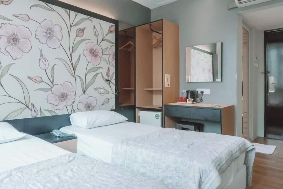 Wi-Fi de cortesia, roupa de cama