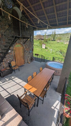 Outdoor dining - River Home (Kotayk)