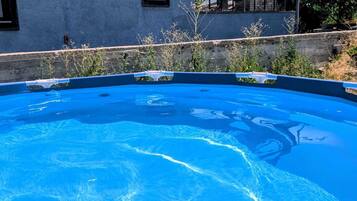 Utomhuspool