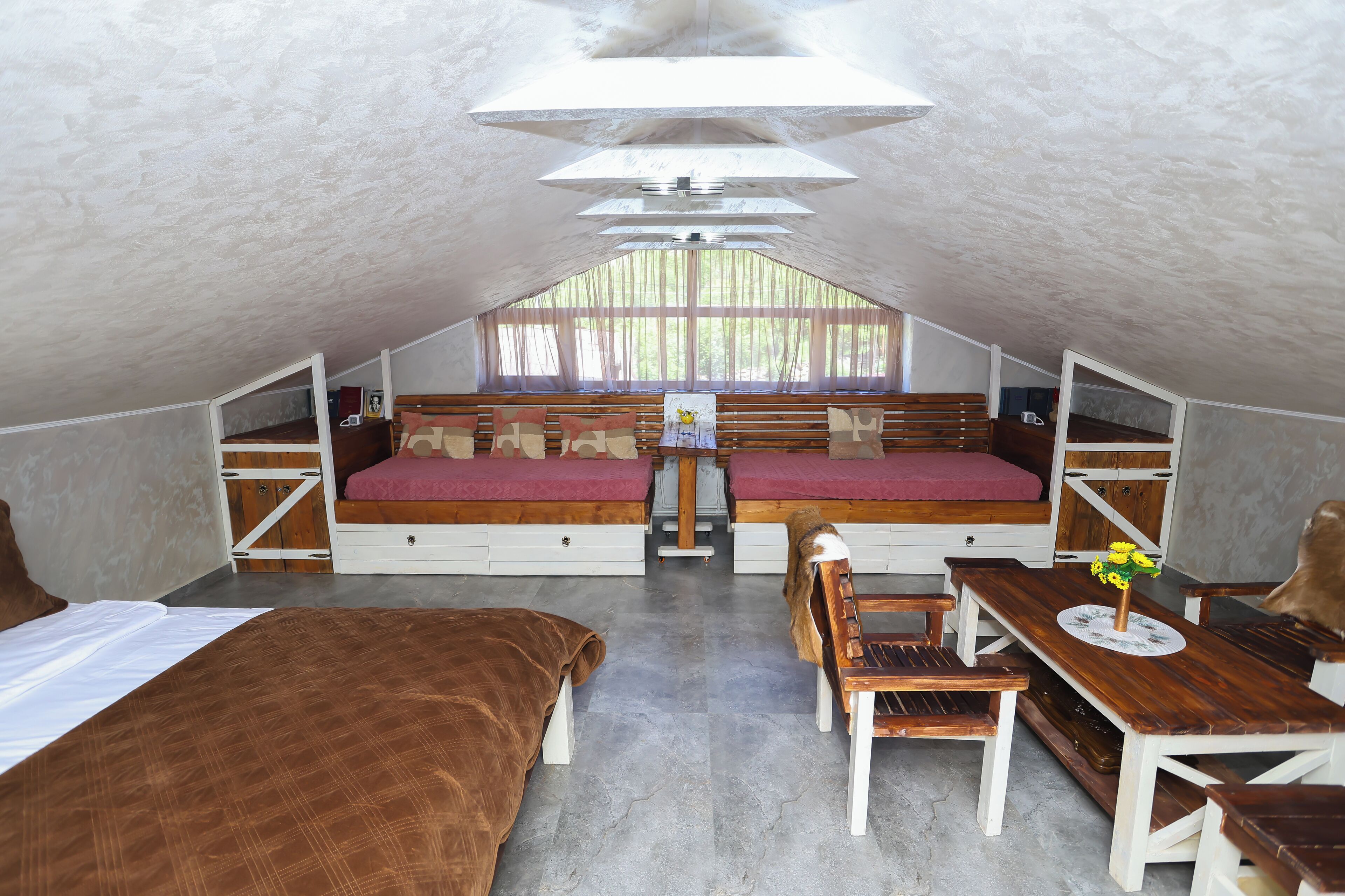 2 soverom, strykejern/-brett, wi-fi (inkludert) og sengetøy