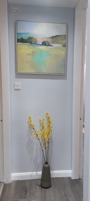 Interior - Stylish One Bedroom Flat In Finchley Road (London)