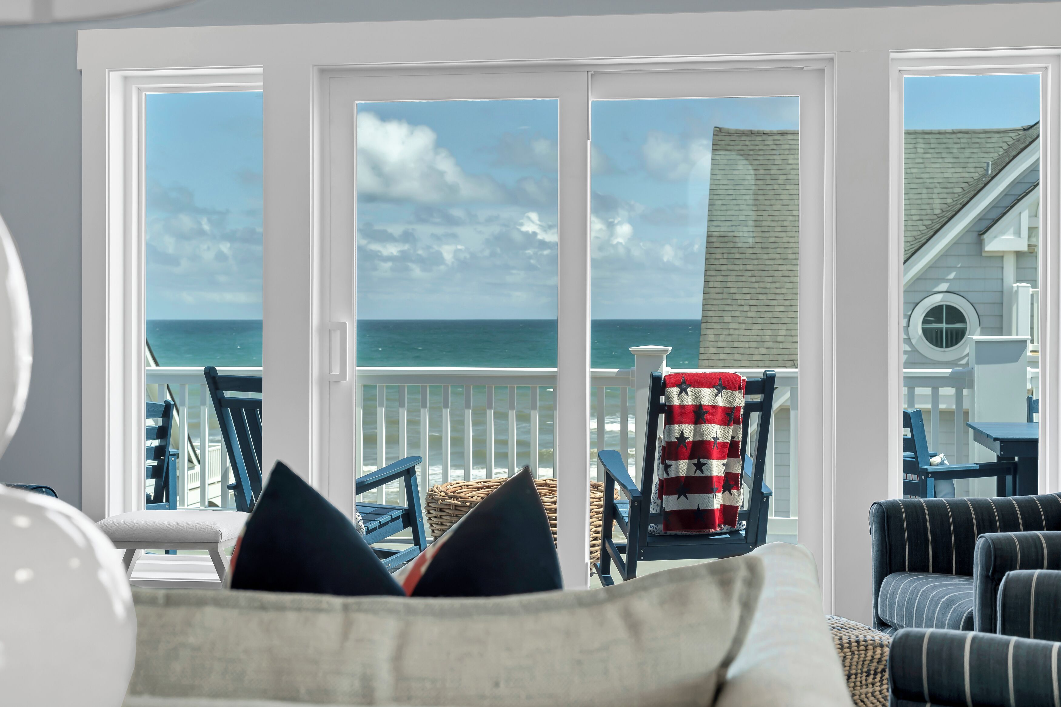 Elegant Beach Villa: Pool, Hot Tub, Ocean Views