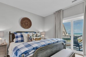 10 quartos, ferros/tábuas de passar roupa, acesso à internet