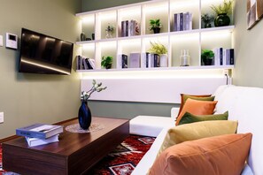 ベーシック アパートメント | 3 室のベッドルーム、デスク、アイロン / アイロン台、WiFi (無料)