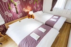 Basic Apartment - Sky Building Umeda (Osaka)