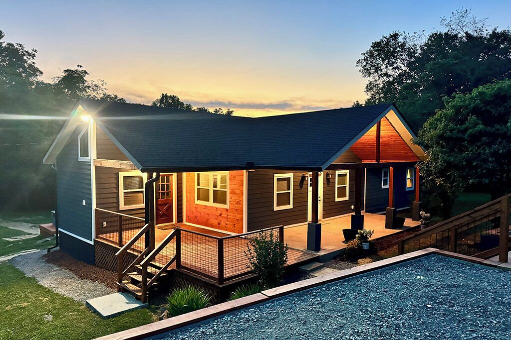 Kodak - Deer Retreat - 3 bedroom - sleeps 6