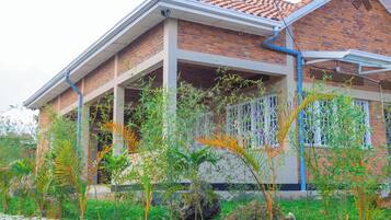 Apartemen, 2 kamar tidur | Bagian depan properti