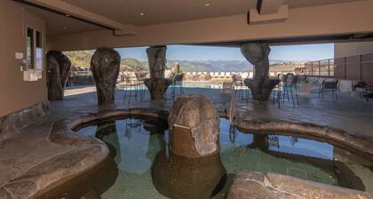 GrandView 622 Waterfront condo on Lake Chelan