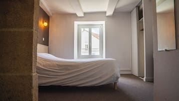 Comfort Double Room, City View | Desk, free WiFi