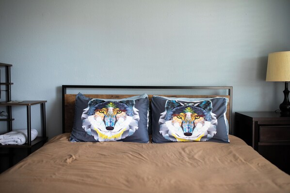 1 dormitorio y ropa de cama