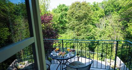 Cozy 2-bedroom apartment with AC, WiFi in superb Zagreb