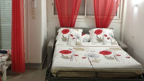 Unclassified image, 2 of 13, button - Charming Air-Conditioned Apartment with Pool & Parking, Close to Port and Beach (Cap d'Agde)