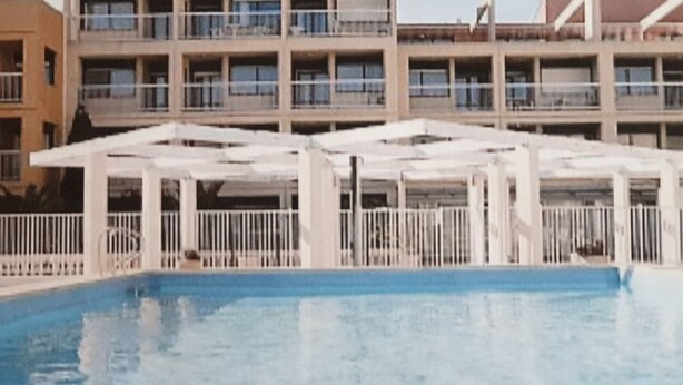 Unclassified image, 1 of 13, button - Charming Air-Conditioned Apartment with Pool & Parking, Close to Port and Beach (Cap d'Agde)
