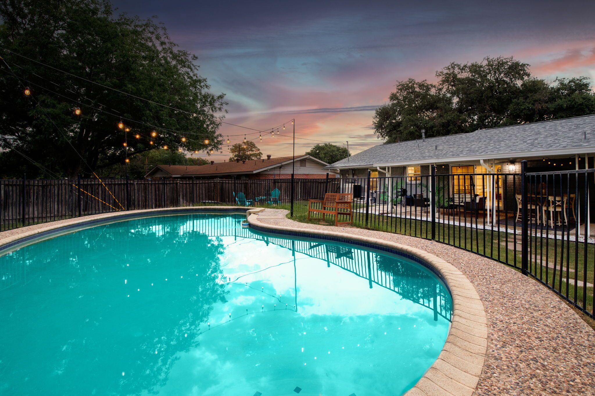 ~Gated Pool~ Family Friendly | Perfect Safe Area