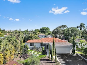 Exterior - Tropical Toucan Retreat w/ Pool (Pompano Beach)