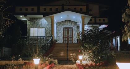 Charming 3-bedroom pet friendly villa in Dehradun with Wi-Fi, AC and much more.