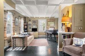 Smart-tv en een open haard