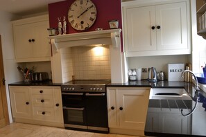 Oppvaskmaskin og kjøkkenutstyr