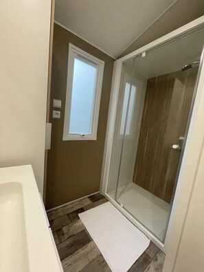 シャワー、ヘアドライヤー