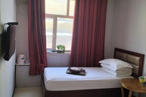 Room - Jinma hotel in Urumqi (Urumqi)