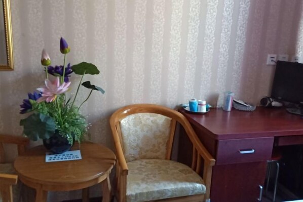 Room - Jinma hotel in Urumqi (Urumqi)