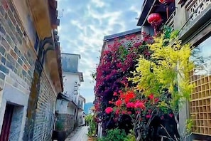 住宿地面
