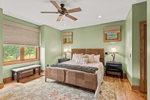 House, Multiple Beds, Balcony, Mountain View (Creekside Hideaway at The Farm) | 4 bedrooms, individually decorated, individually furnished, desk - Creekside Hideaway at The Farm (Banner Elk)