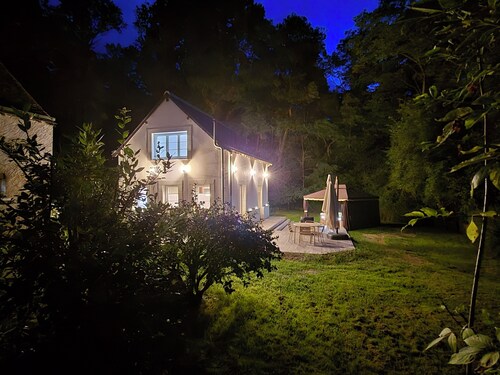 Villa Trianon – A 5⭐ Romantic Getaway Steps from Château de Villandry