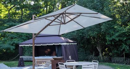 Villa Trianon – A 5⭐ Romantic Getaway Steps from Château de Villandry