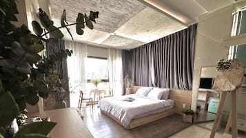 Deluxe Double Room, City View | Premium bedding, pillow-top beds, in-room safe, desk