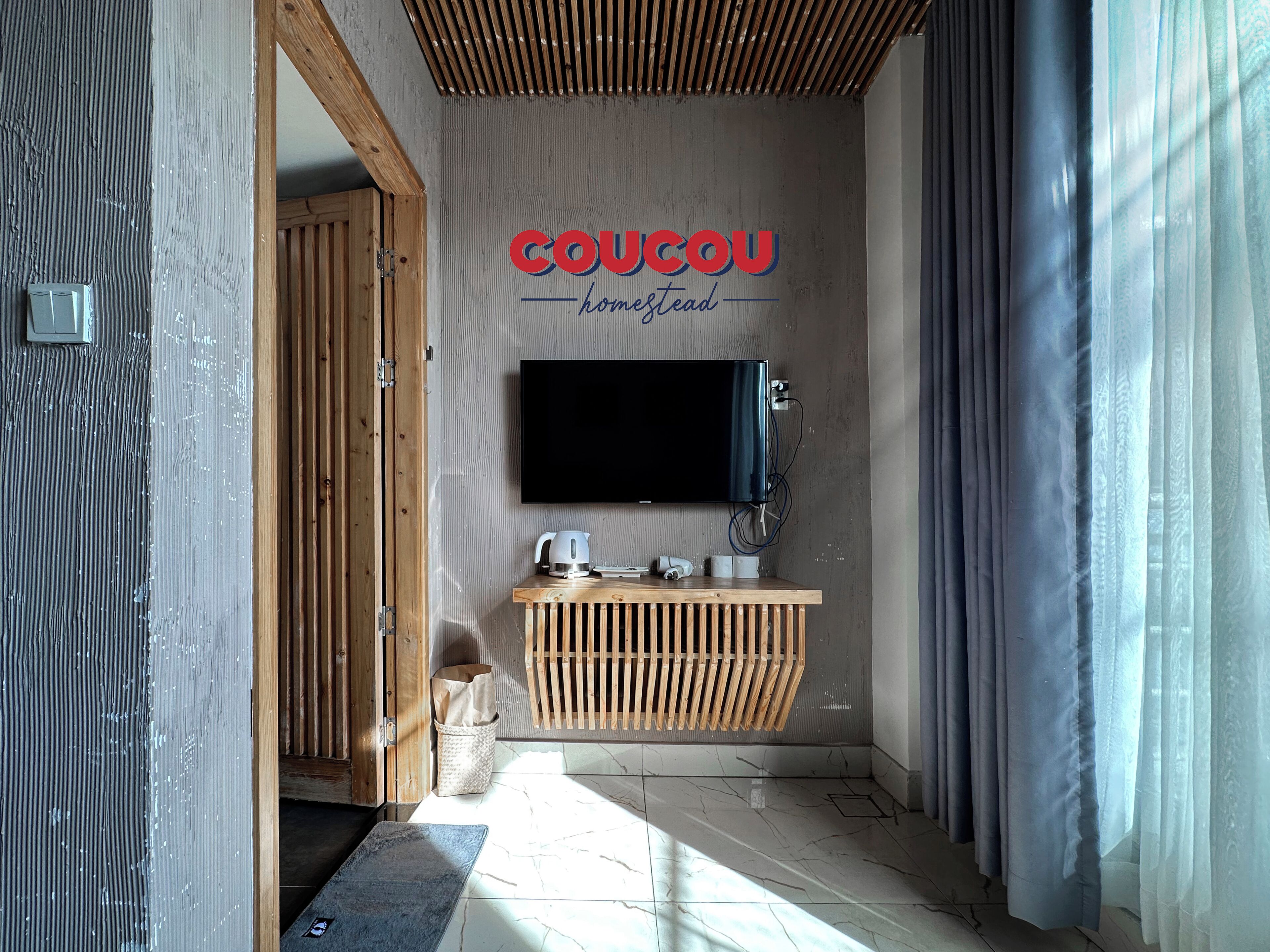 标准双人房, 阳台, 城市景观 | 电视