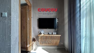 Standard Double Room, Balcony, City View | Television