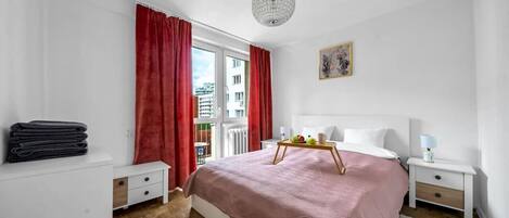 1 chambre, fer et planche à repasser, Wi-Fi gratuit, draps fournis