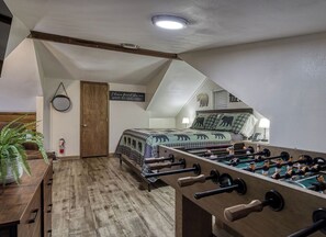 3 chambres, fer et planche à repasser, lit parapluie, Wi-Fi gratuit
