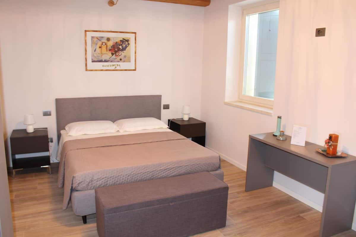 Deluxe Quadruple Room, Vineyard View