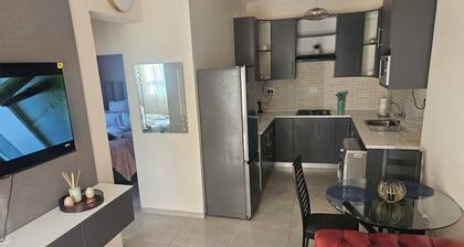 Cozy 1-bedroom apartment in fabulous Pretoria with WiFi