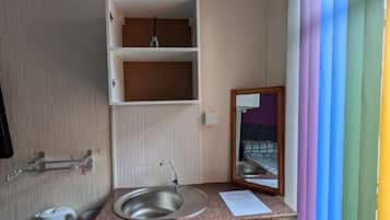 Kamar Double Comfort | Kedap suara, Wi-Fi gratis, dan seprai linen